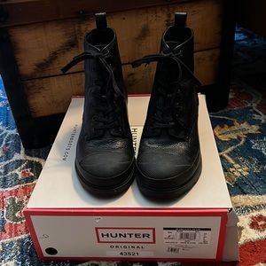 Hunter Original Leather Boots, Size 9